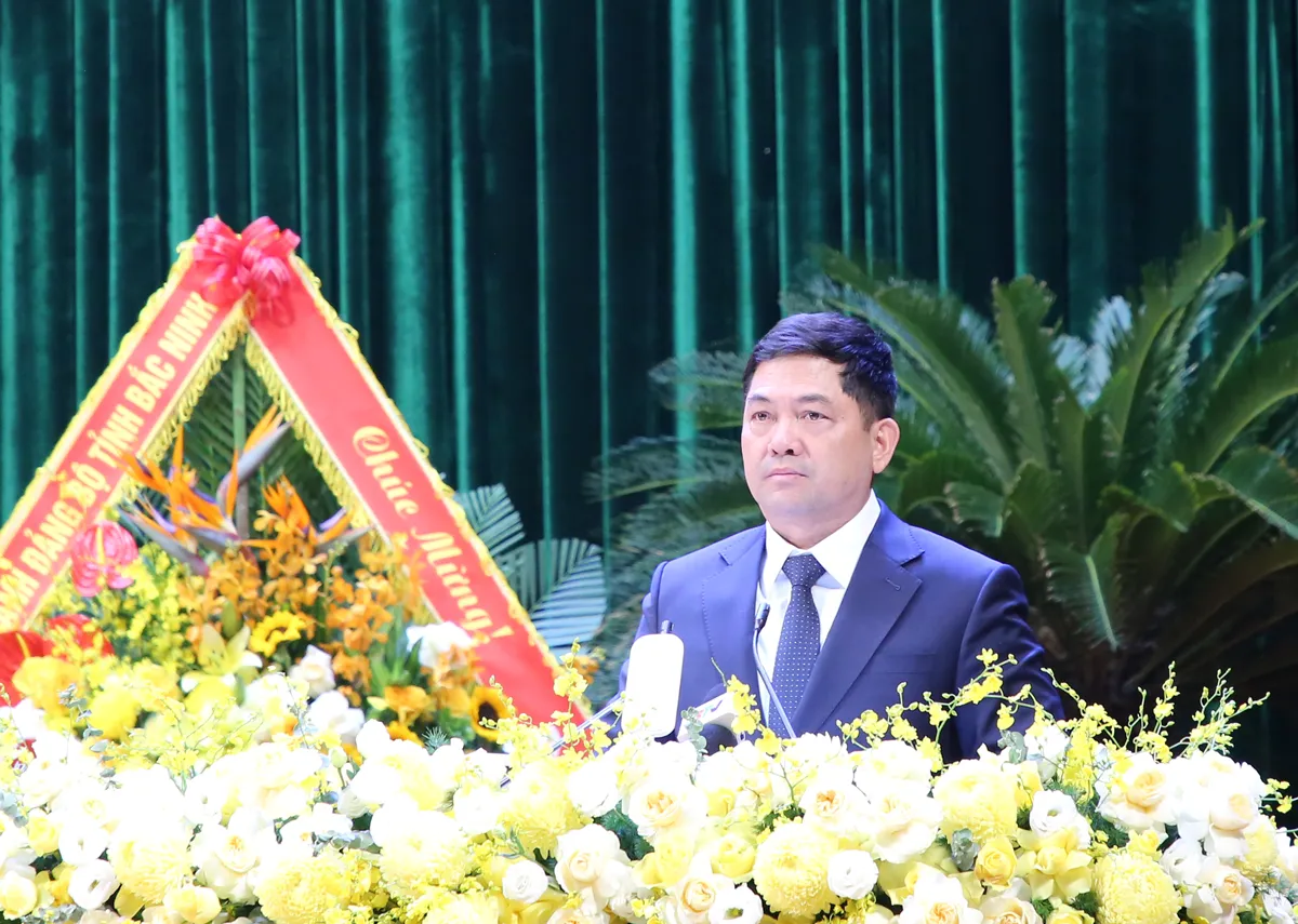 Bí thư Tỉnh ủy Nguyễn Hồng Thái phát biểu tại Đại hội.