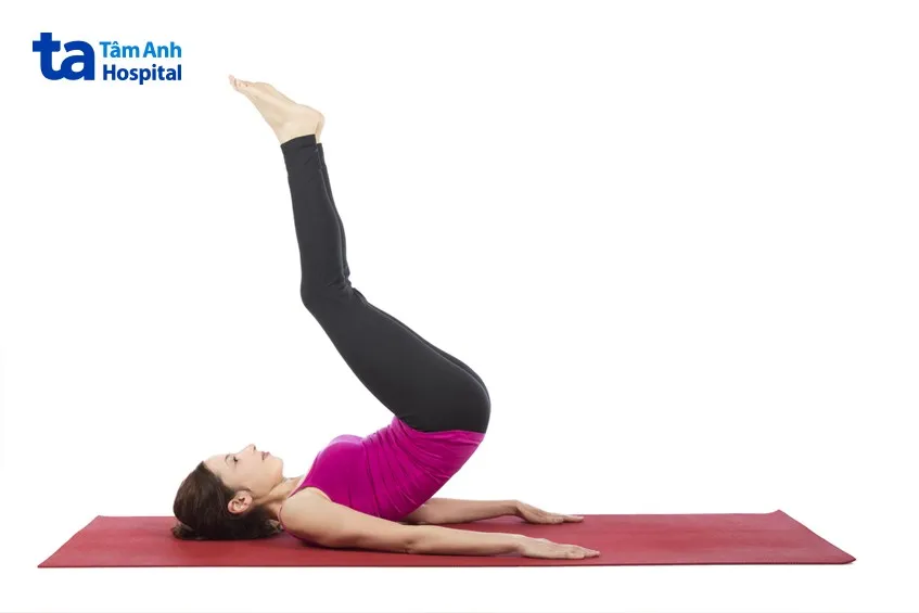 bài tập động tác gập bụng ngược