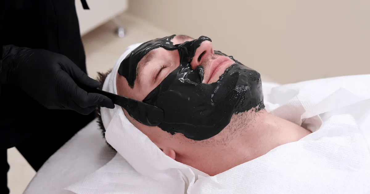 Sản phẩm lột mụn đầu đen tinh chất Nhật Bản giúp làm sạch vùng mũi hiệu quả tức thì