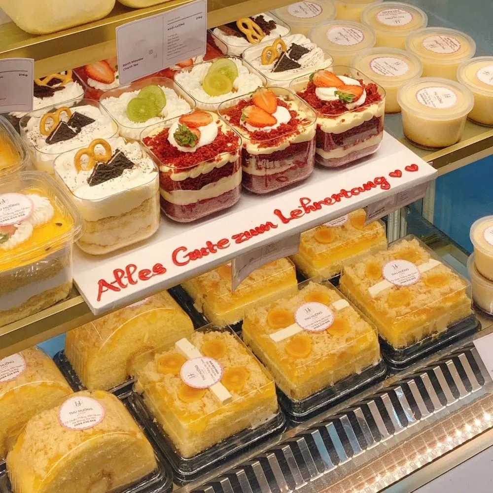 Tiệm bánh bông lan trứng muối Hà Nội Thu Hường Cake