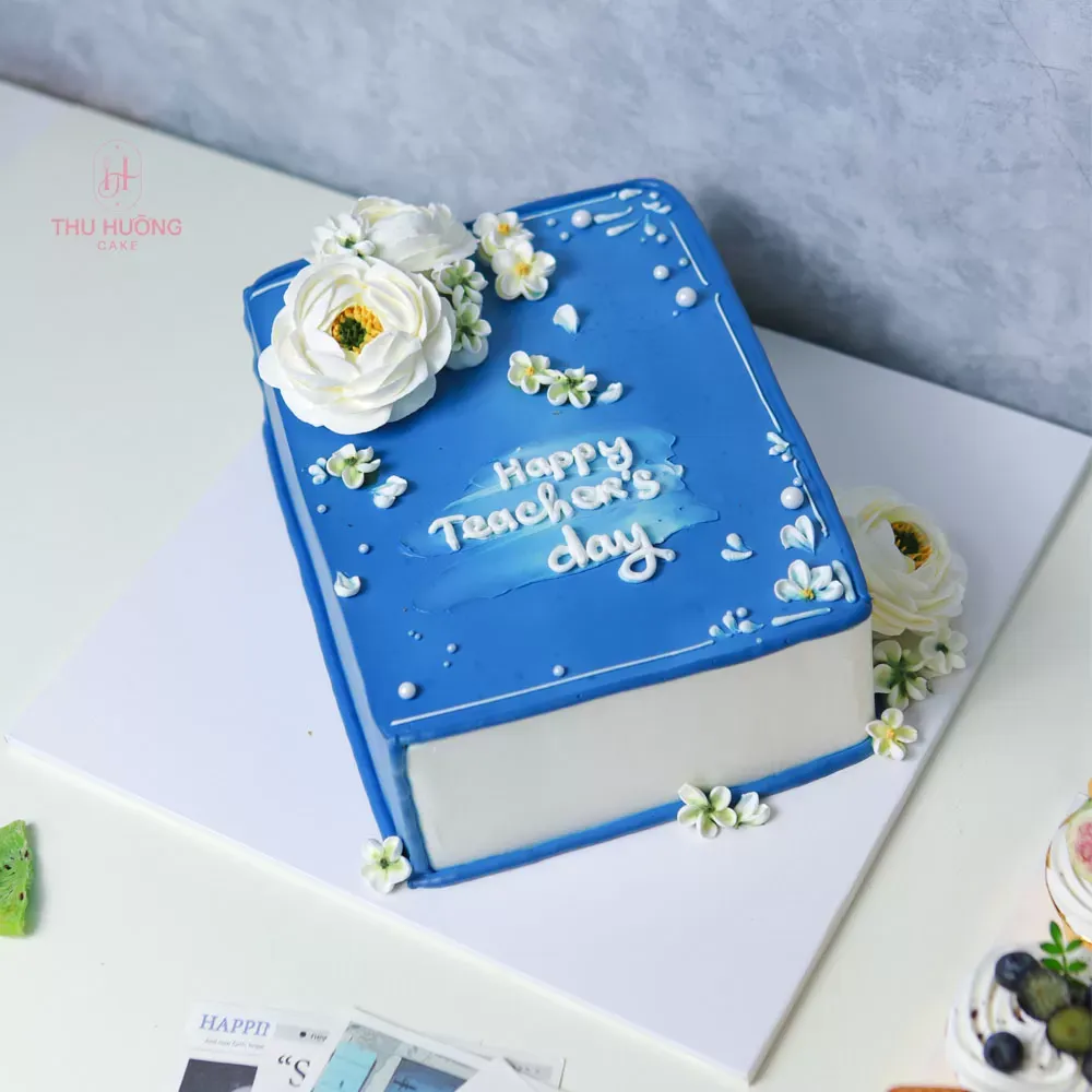 Bánh kem chúc mừng 20-11 tặng cô giáo