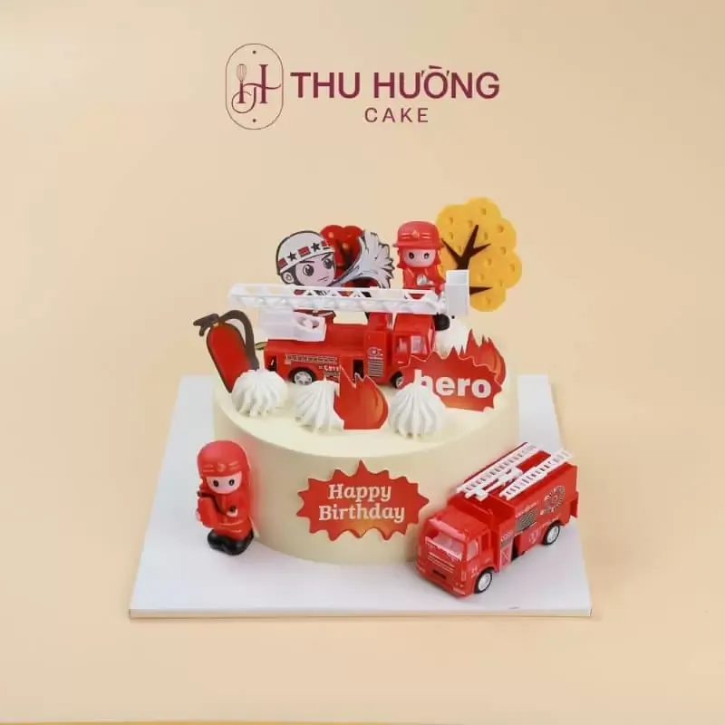 Bánh sinh nhật decor lính cứu hỏa