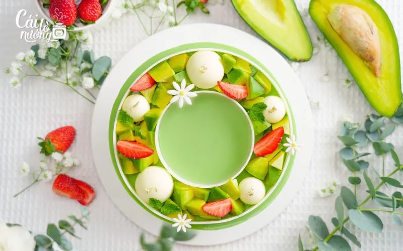 mẫu bánh kem đẹp cho bé hương vị Mousse trái cây nhiệt đới