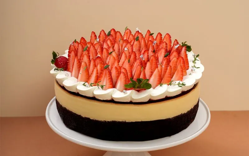 mẫu bánh kem đẹp cho bé dòng Flan Gato truyền thống kết hợp trái cây