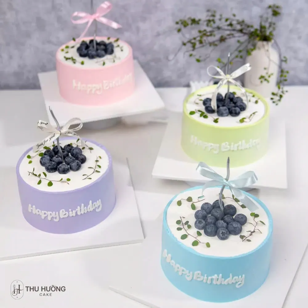 Bánh sinh nhật màu pastel