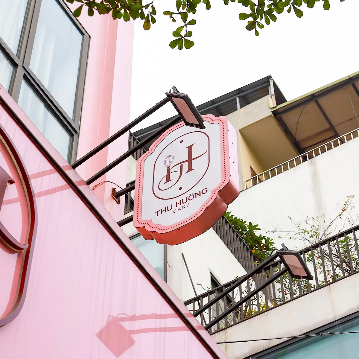 Mẫu bánh sinh nhật nghệ thuật tại tiệm bánh Hà Nội