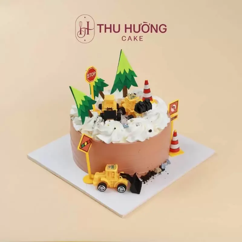 Bánh sinh nhật ô tô tặng bé