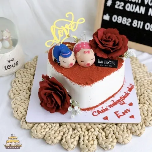 Bánh rút tiền trái tim trang trí mô hình