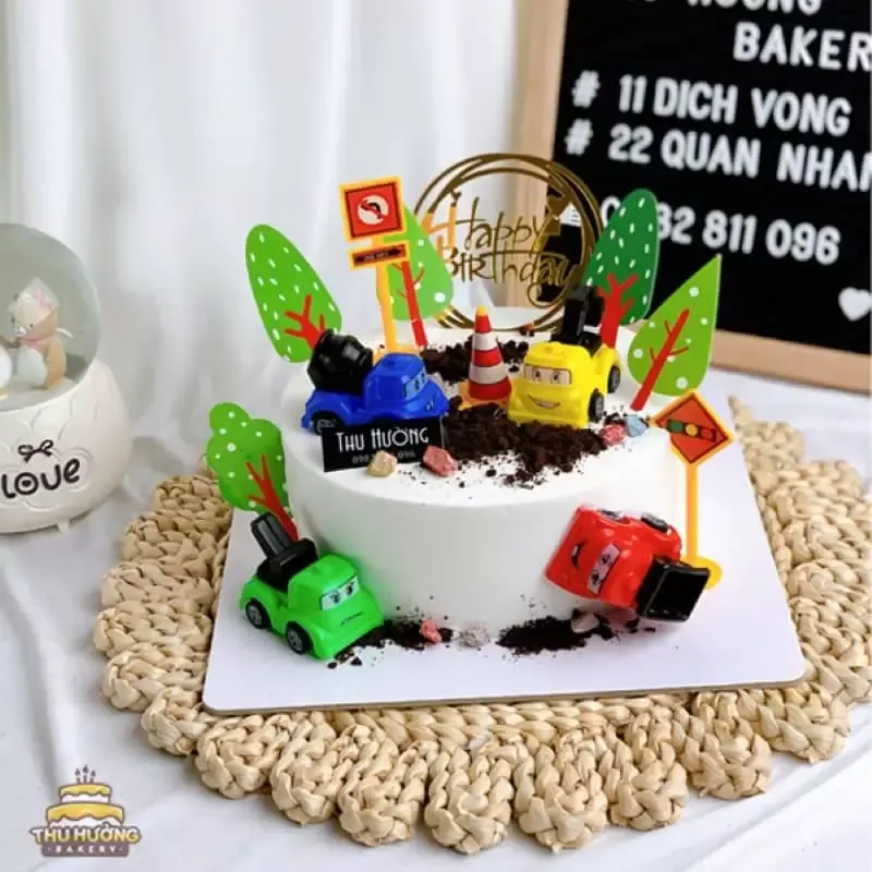 Bánh Sinh Nhật Trang Trí ô Tô Cho Bé Trai