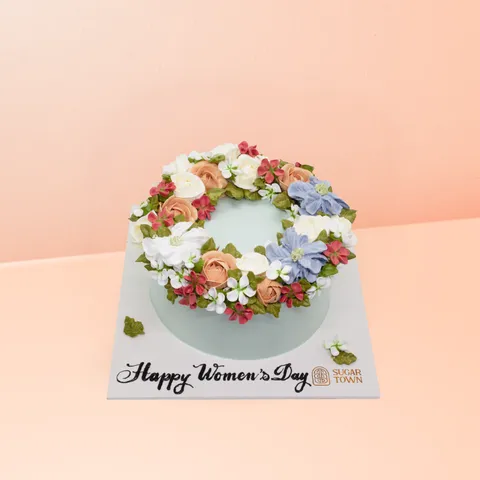 Bánh kem phong cách vòng hoa cổ điển tặng người thân