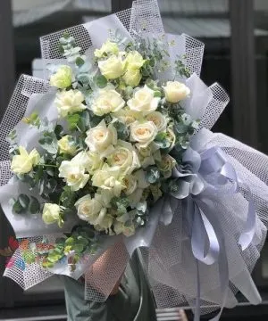 Bó hoa bạch hồng sang trọng cho sếp cao cấp