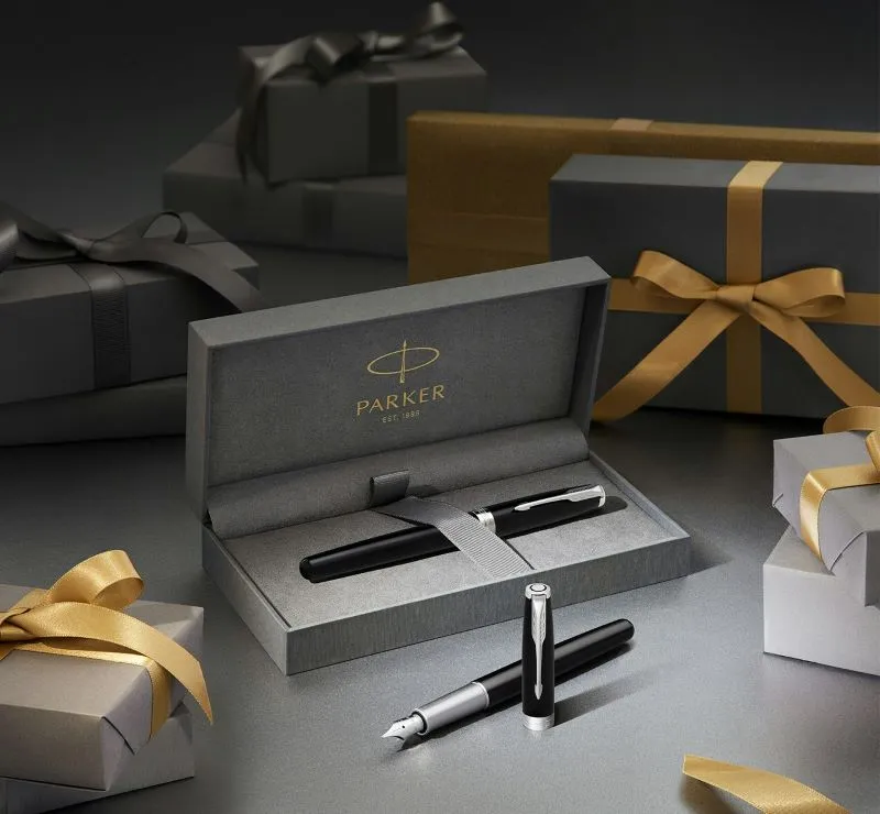 Bút ký kim loại sang trọng nần niu từng lời phê và trang giáo án