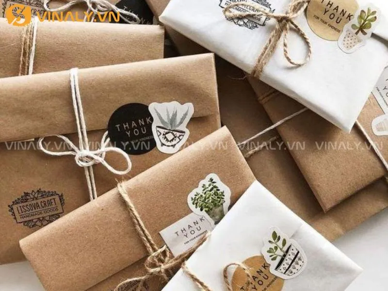 Trang trí hộp quà sinh nhật phong cách Vintage cổ điển