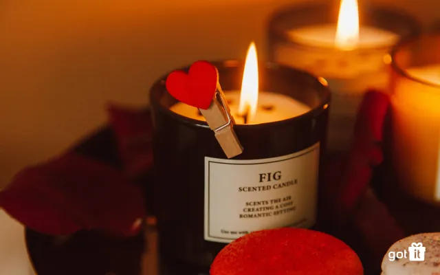 Chọn nến thơm làm quà tặng sinh nhật sếp nữ giúp giải toả căng thẳng nơi công sở