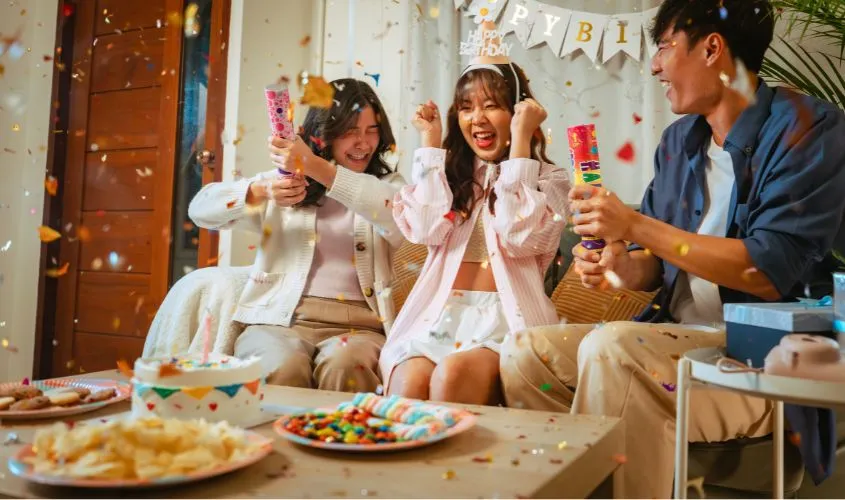 Viết về ngày sinh nhật của mình là cách tự yêu thương bản thân