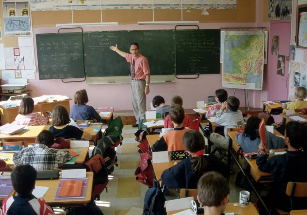 Lời chúc tết cô giáo chủ nhiệm thể hiện lòng biết ơn từ cả lớp