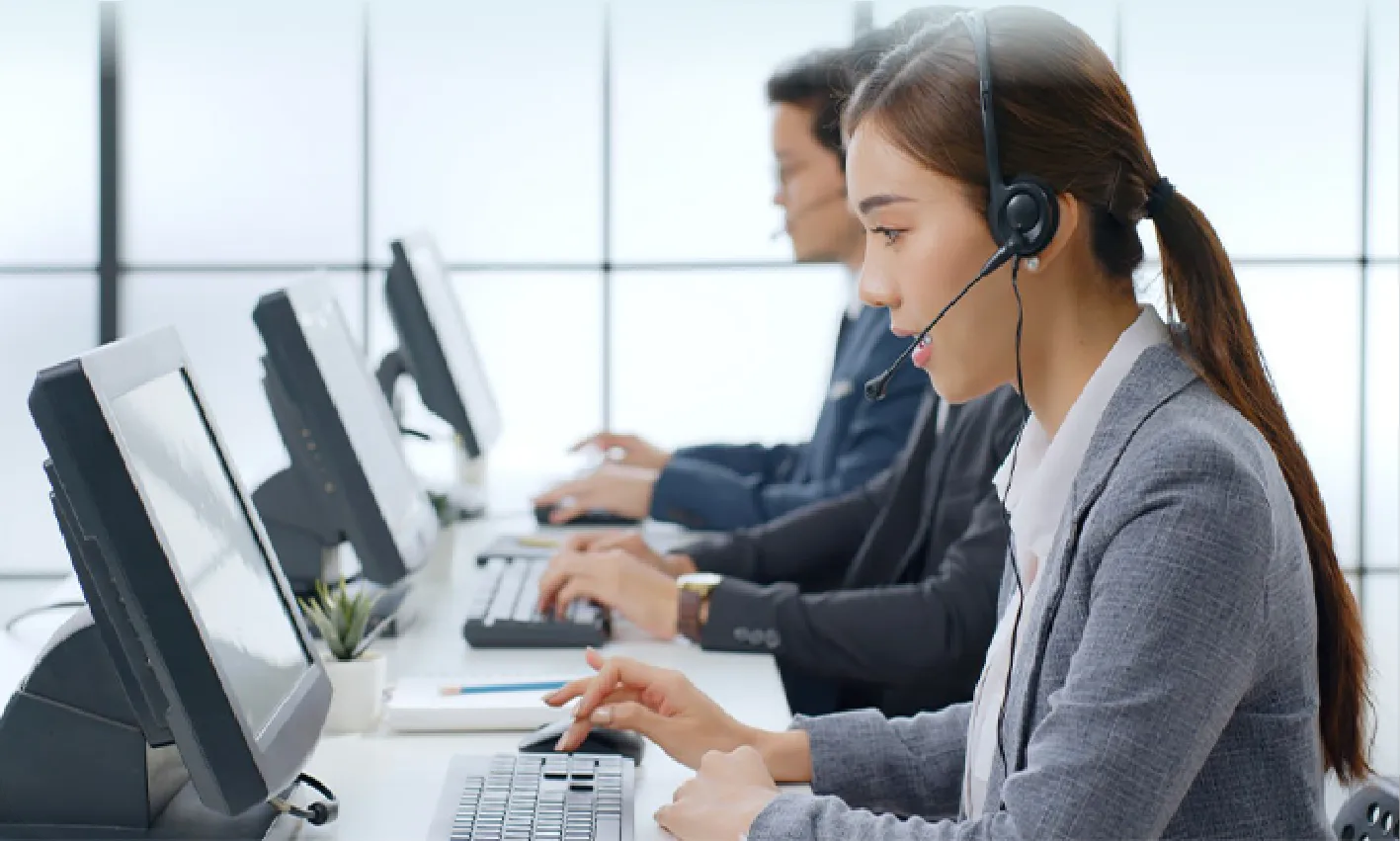 Liên hệ hotline của Enfa Việt Nam