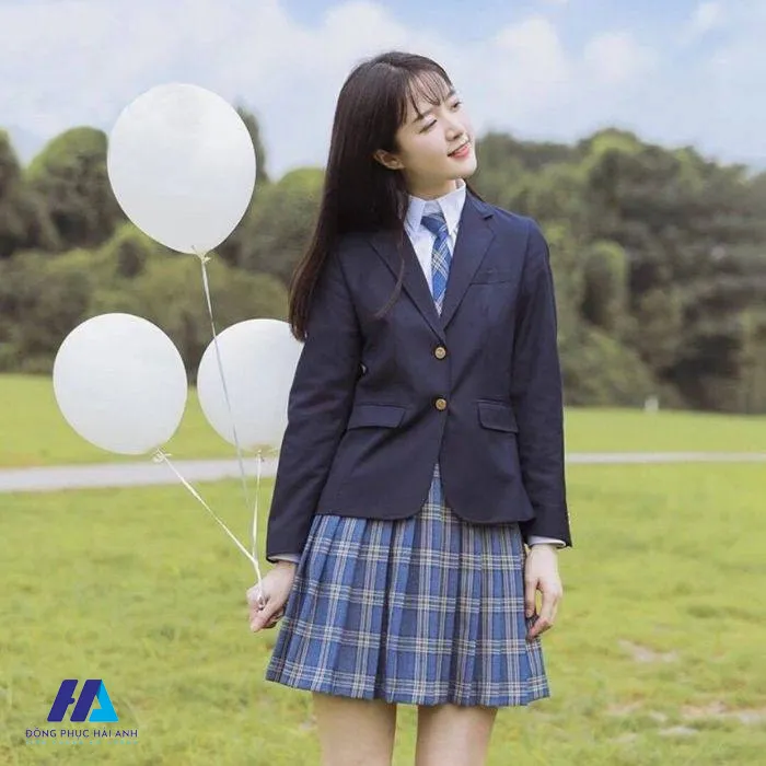 Đồng phục mùa đông của học sinh Nhật Bản