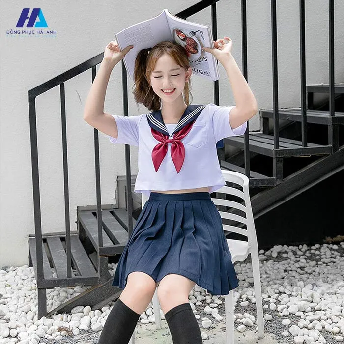 Đồng phục học sinh Nhật mang vẻ đẹp thơ ngây, thanh lịch