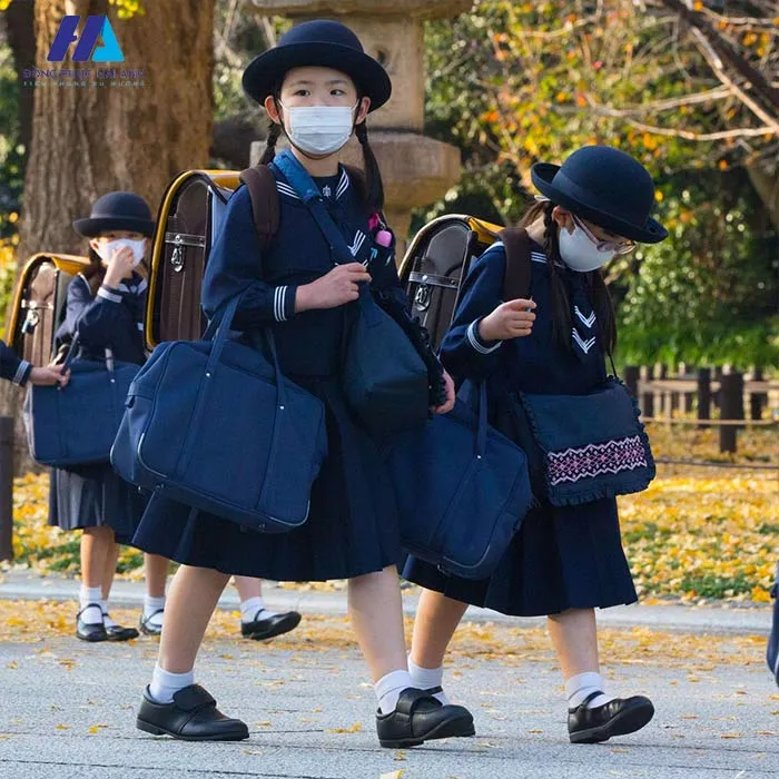 Sự độc đáo trong thiết kế đồng phục học sinh tiểu học Nhật