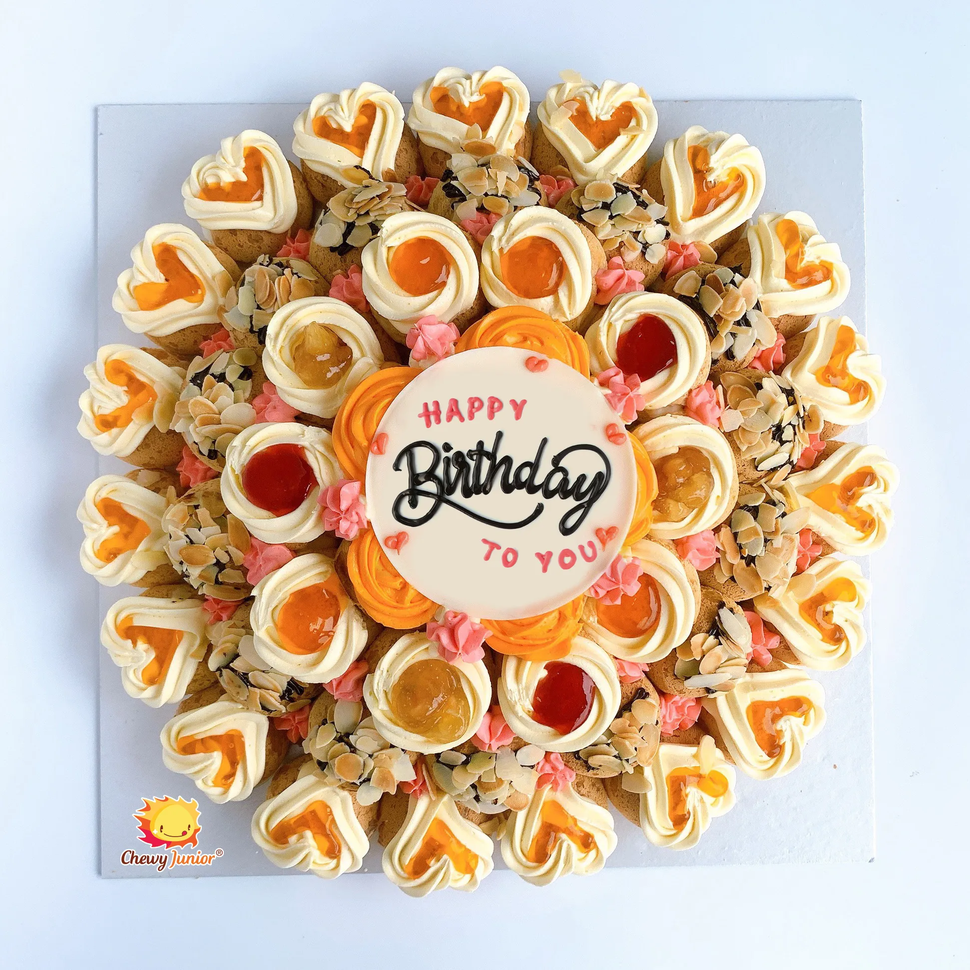 Mẫu bánh sinh nhật su kem Hà Nội trang trí phong cách sự kiện sang trọng năm 2026