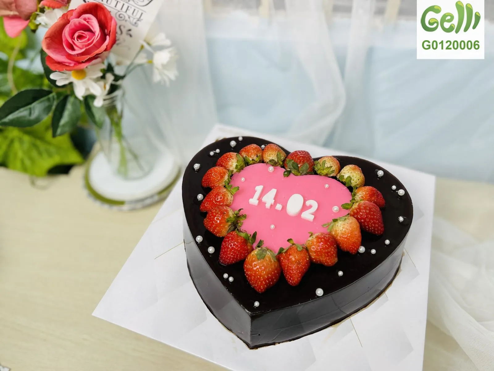 Thiết kế bánh Valentine rau câu mô phỏng hạnh phúc lứa đôi