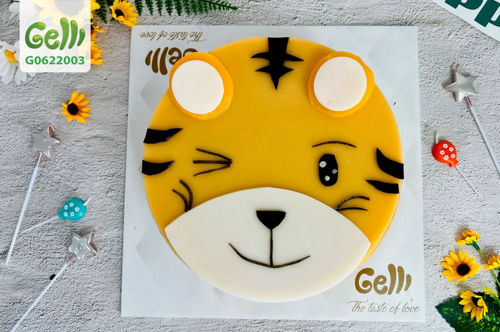 Bánh thôi nôi bé trai màu xanh pastel