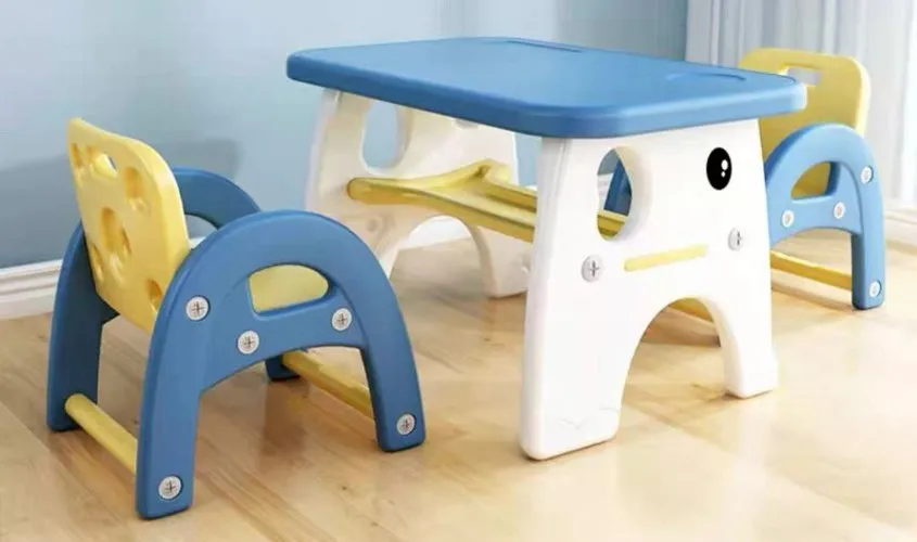 Góc học tập và vui chơi mini dành cho trẻ nhỏ