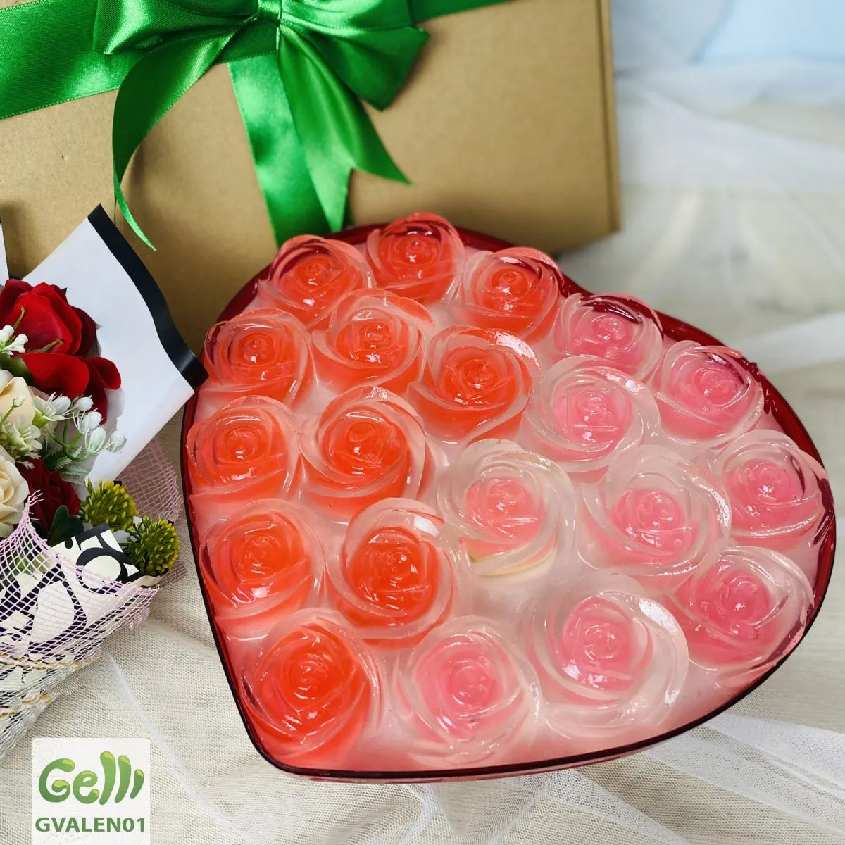 Bánh kem Valentine 2D ý nghĩa dành tặng vợ và gia đình nhỏ