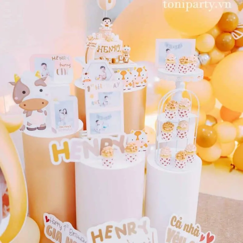 Không gian tiệc sinh nhật bé Henry chuyên nghiệp