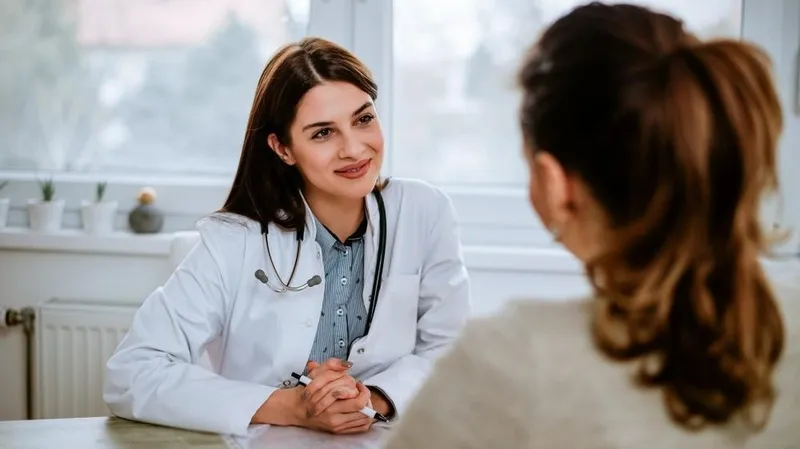 Nên đến gặp bác sĩ để được thăm khám khi phát hiện các triệu chứng bất thường