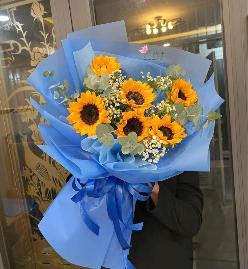 Tặng chị gái bó hướng dương để khởi đầu tuổi mới rạng rỡ, may mắn