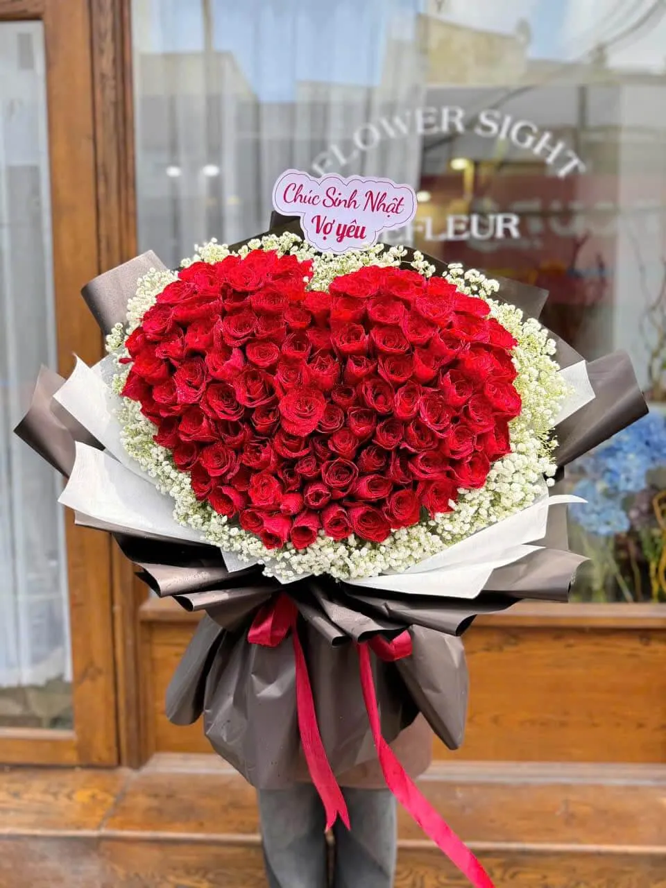 Bó hoa hồng đỏ chúc mừng sinh nhật vợ lãng mạn