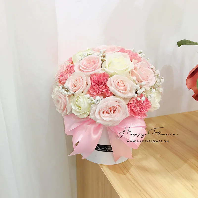 hộp hoa sinh nhật baby mix hoa hồng