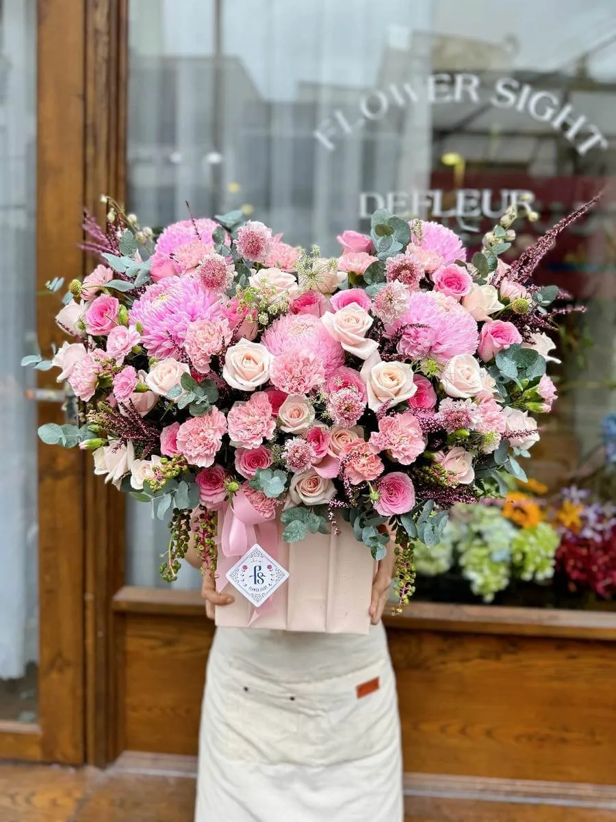 Lẵng hoa cúc mẫu đơn sang trọng cho vợ