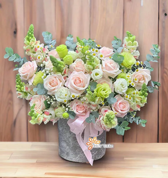 Hoa hồng mừng sinh nhật sang trọng phối màu hài hòa