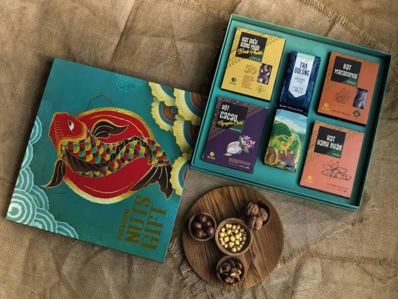 Hộp quà Tết hạt dinh dưỡng bổ dưỡng tặng bố mẹ vợ