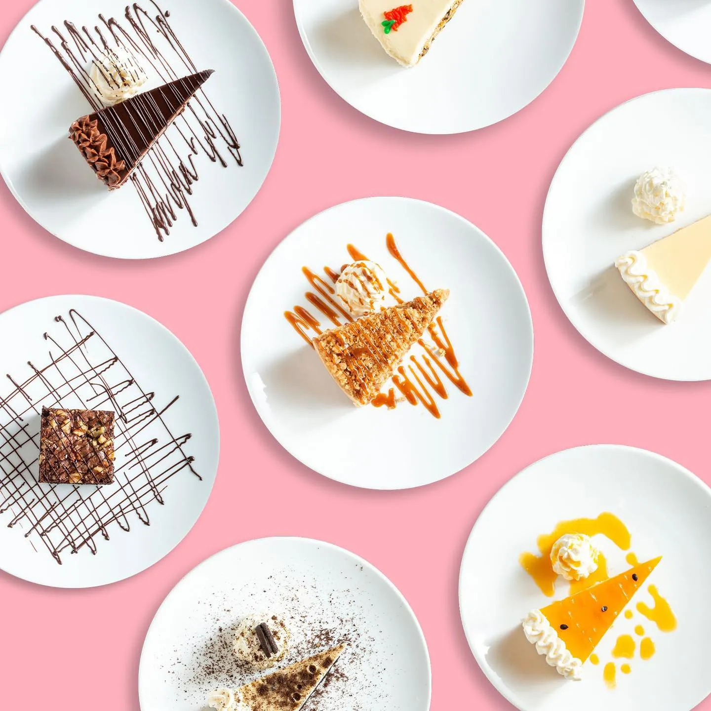 Mẫu bánh cheesecake tươi mới tại cửa hàng