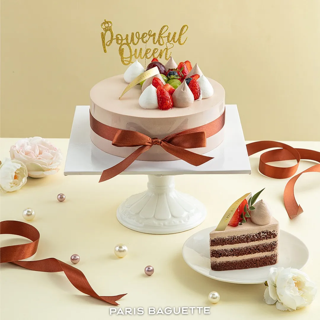 Mẫu bánh kem tinh tế tại Paris Baguette