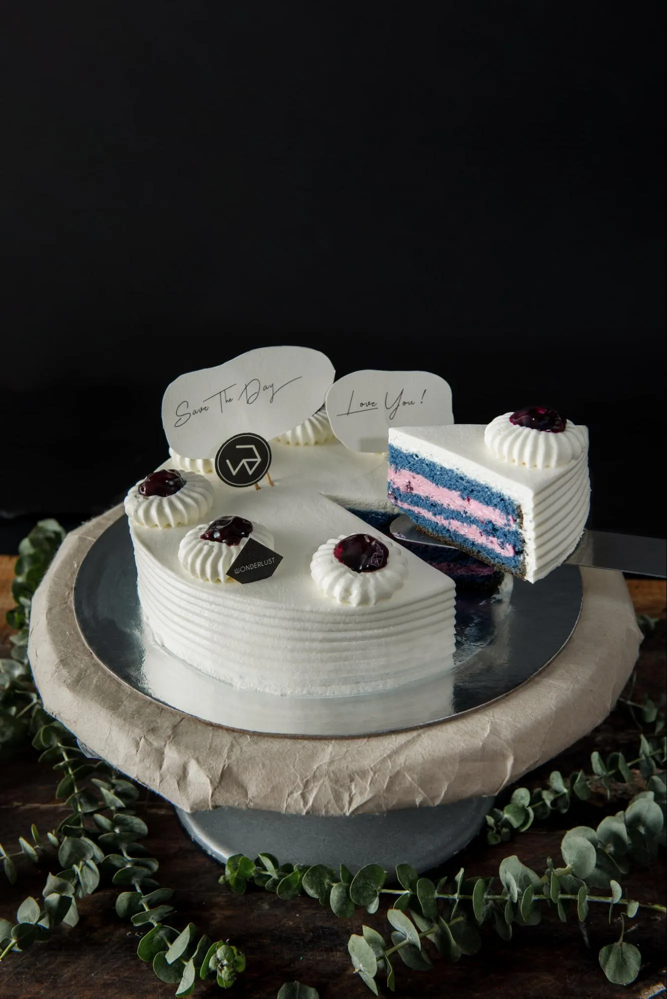 Chiếc bánh kem nhỏ xinh tinh tế tại Wonderlust Café