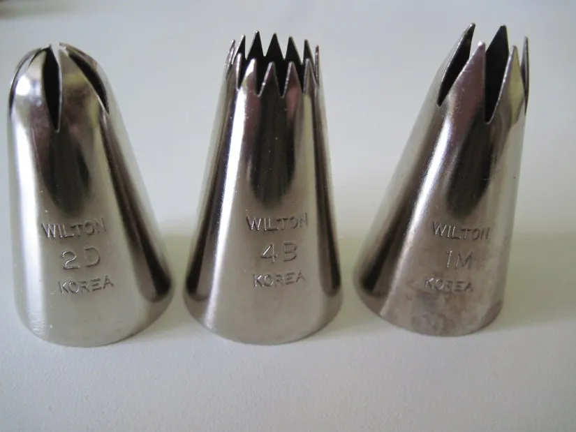 Dụng cụ đui bắt kem chuyên dụng 2D và 1M