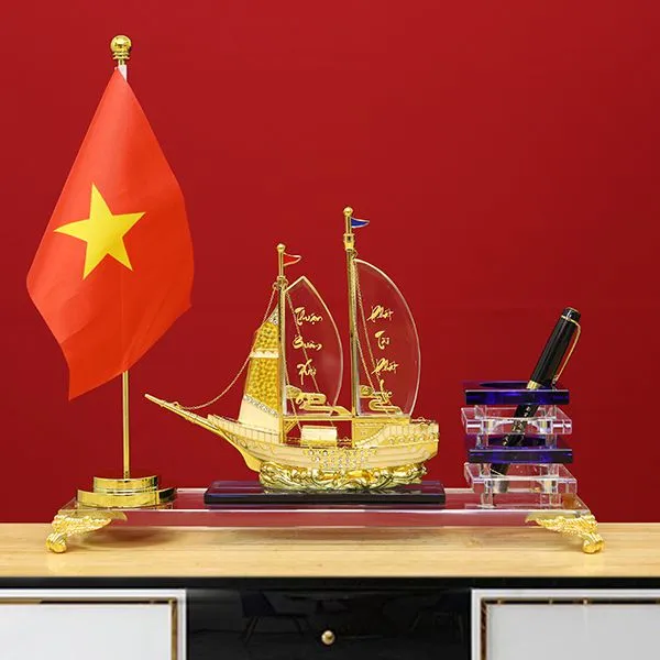 Khay đựng bút cao cấp Thuận Buồm Xuôi Gió mang lại vượng khí cho chủ nhân