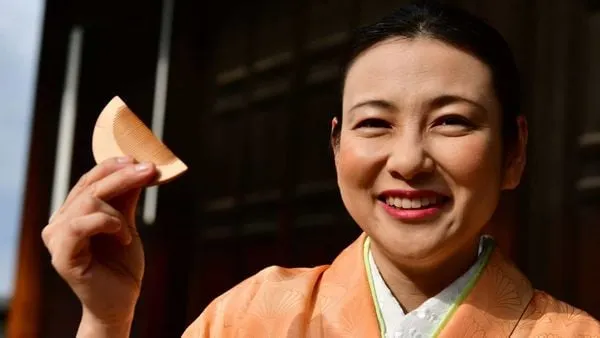 Chiếc lược trong văn hóa Nhật mang ý nghĩa không may