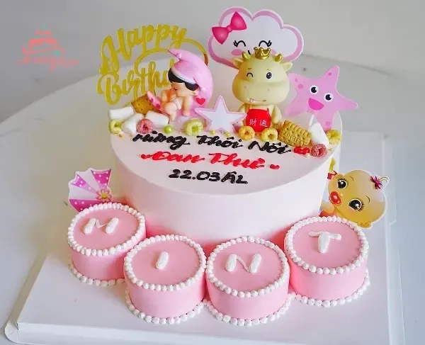 Cách bảo quản mẫu bánh kem màu xanh tạo hình nghệ thuật