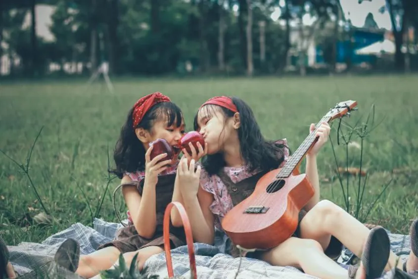 Mẫu thiệp và lời chúc 20/10 tinh tế dành cho chị em gái