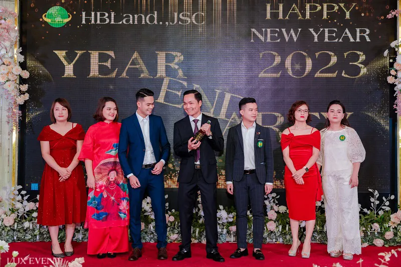 Lời chúc cho công ty lâu năm thể hiện sự tôn vinh