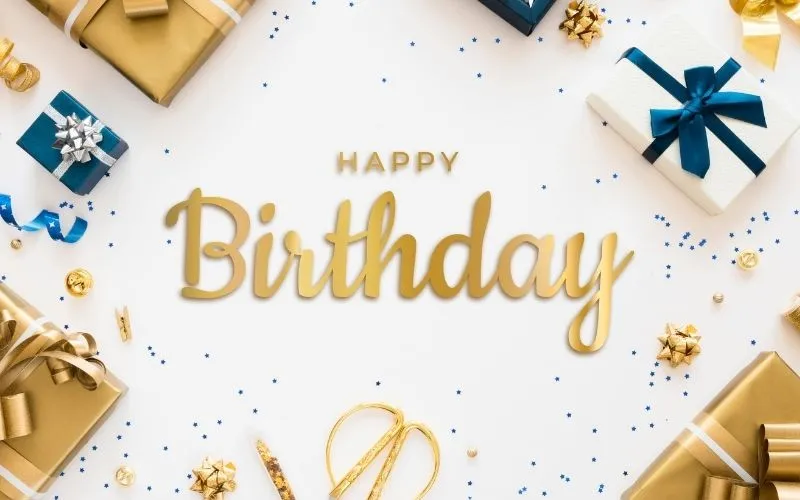 Những lời chúc ngắn gọn ý nghĩa đi kèm ổ bánh kem chúc mừng sinh nhật bố