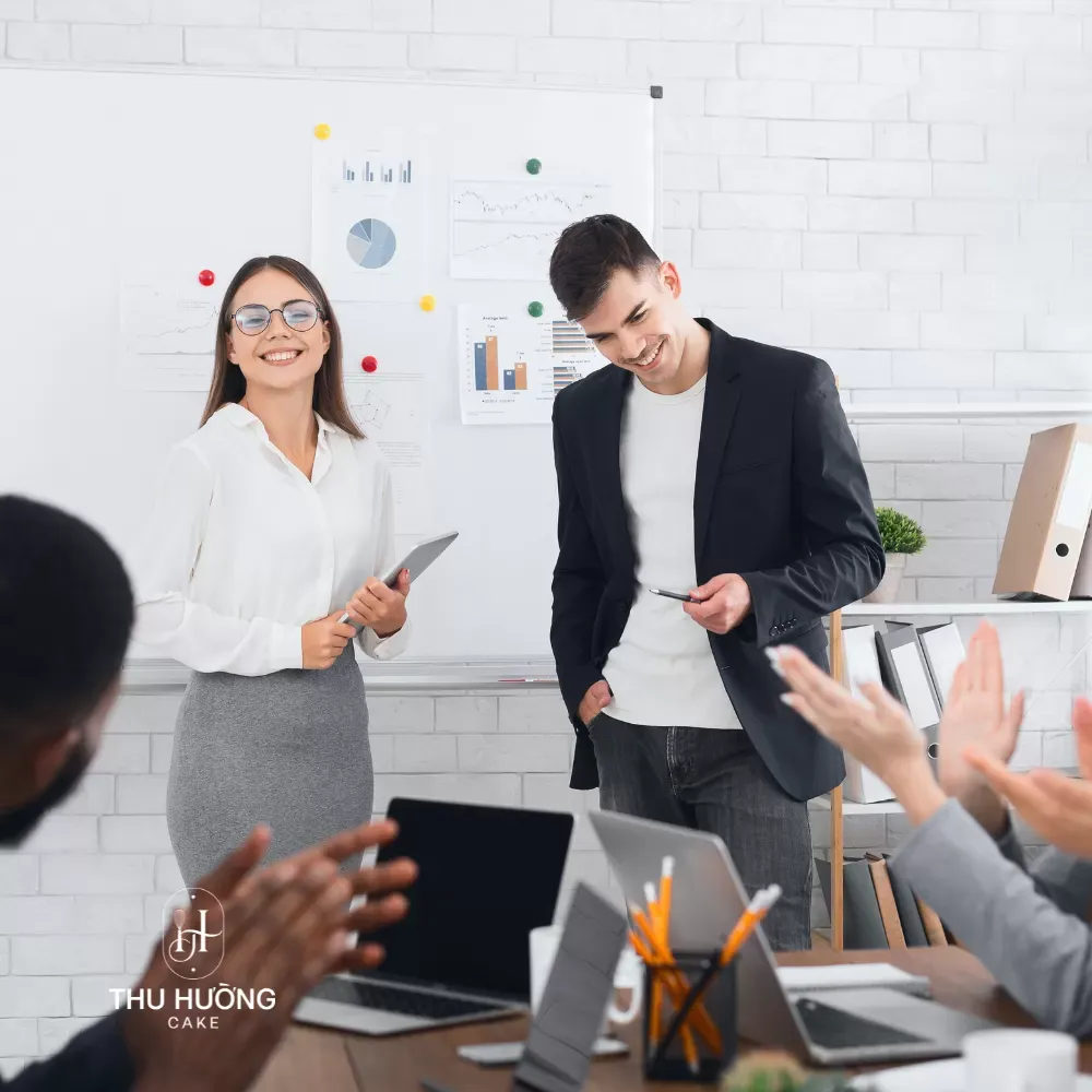 Chúc mừng sinh nhật sếp nữ