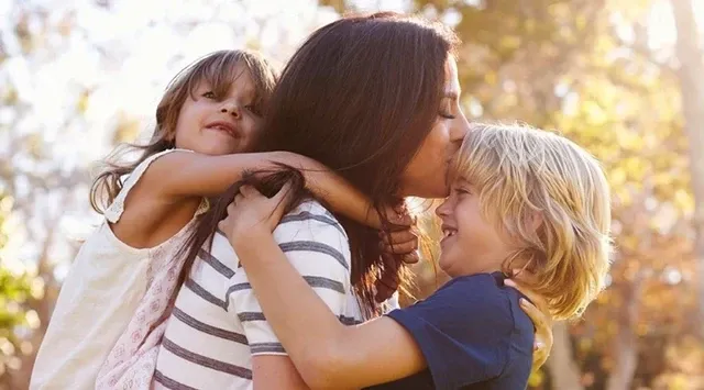 Mẫu lời chúc 1/6 ấm áp dành tặng con yêu từ ba mẹ