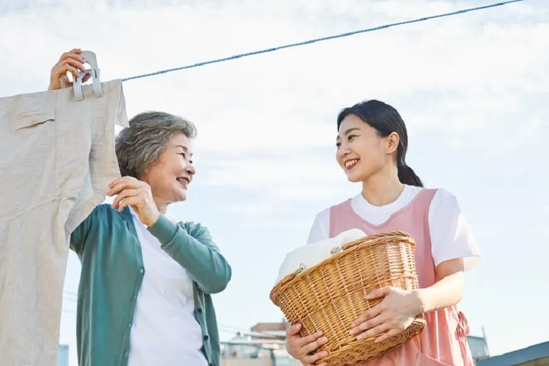 Nghệ thuật gửi gắm lời chúc 20/10 cho mẹ chồng tương lai giúp gắn kết tình cảm